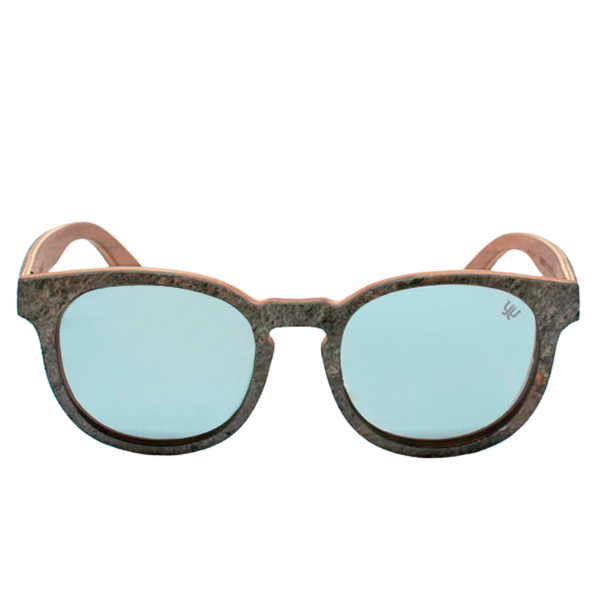 Lentes de sol madera y piedra natural con cristal espejados en azul cielo