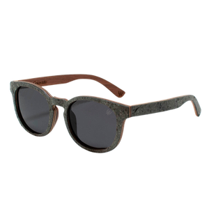 Lentes de sol madera y piedra natural con cristal monocromatico negro
